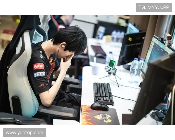 FPX战队在王者荣耀中展现心理素质的蜕变与团队协作的深度分析